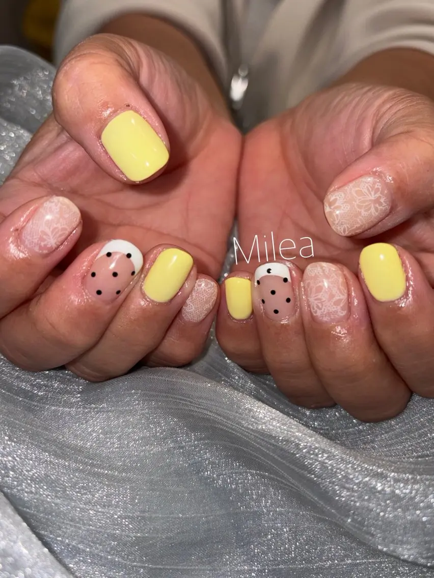 ネイル ハンドネイル Milea🩵 Sayaka🪩のネイルデザイン