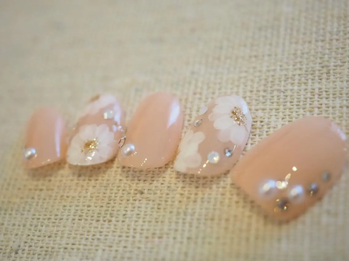 ネイル ネイルチップ ブライダルネイル BELTA NAILのネイルデザイン
