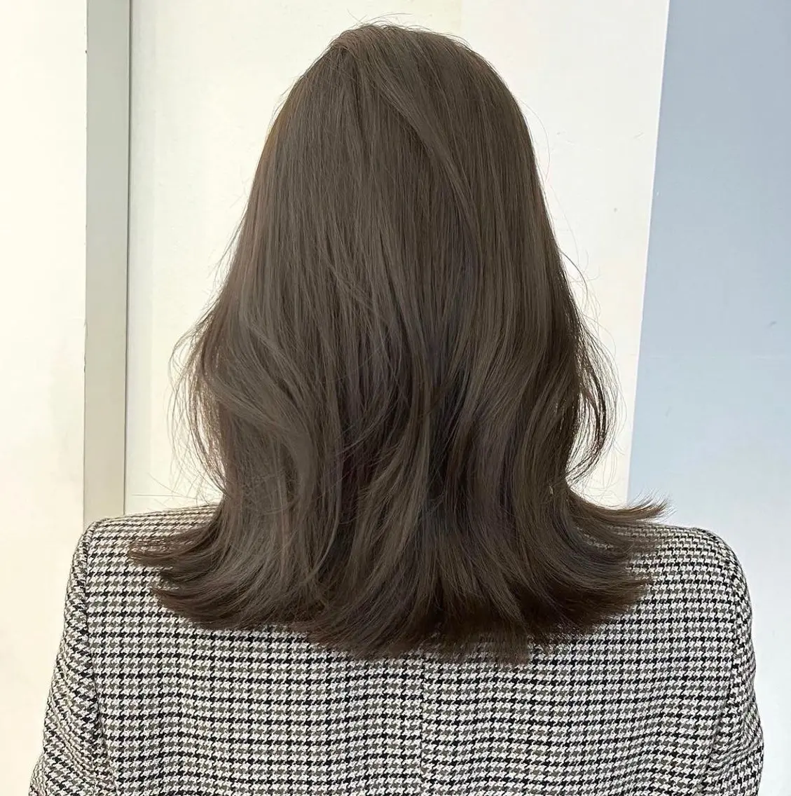 ミディアム カラー 透明感style 🌿 ASUKAのヘアスタイル