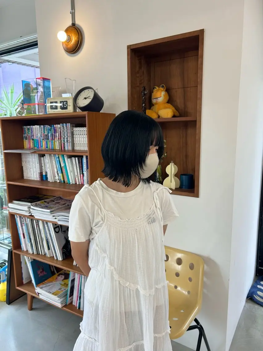 ショート カラー ボブレイヤー ボブ レイヤーカット 藤原 あかりのヘアスタイル