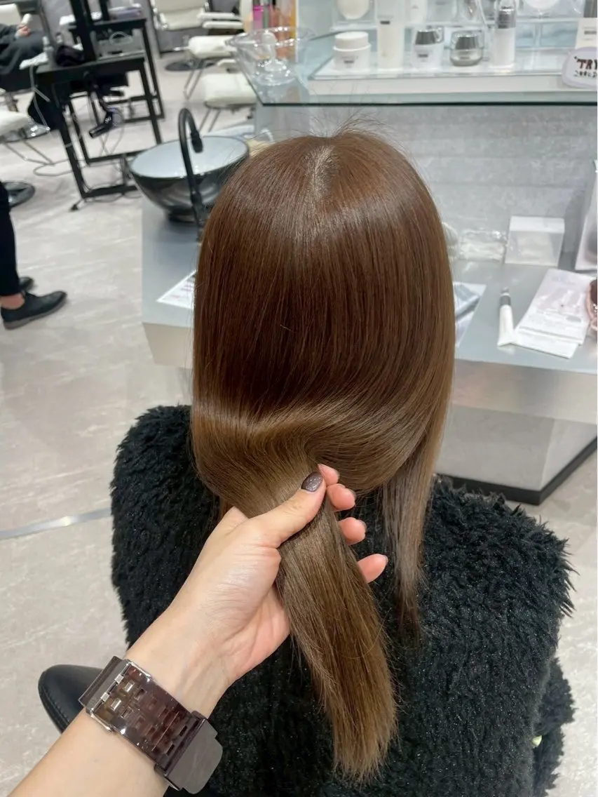 ロング カラー パーマ ショータのヘアスタイル