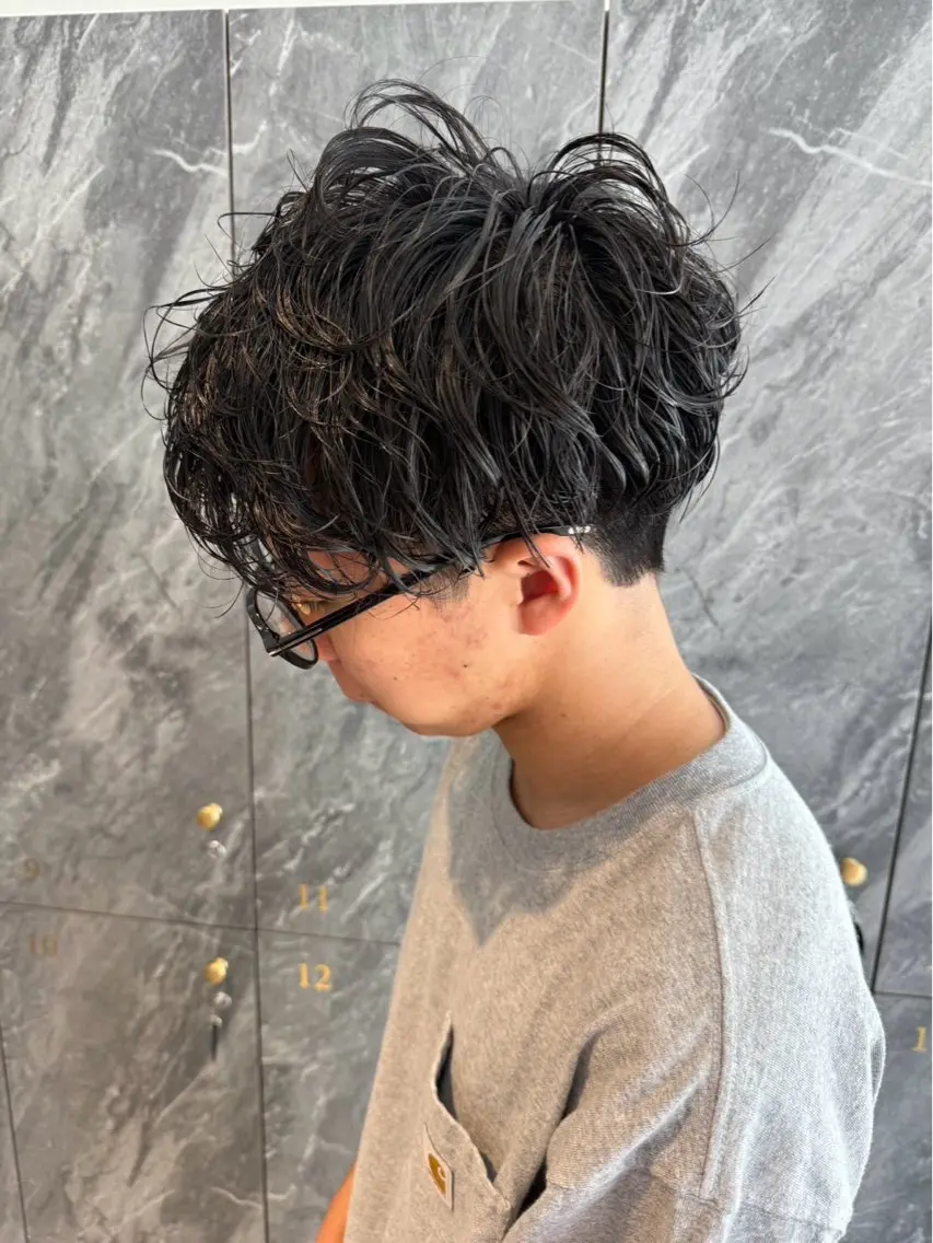 パーマ メンズ 小池 麻美のヘアスタイル