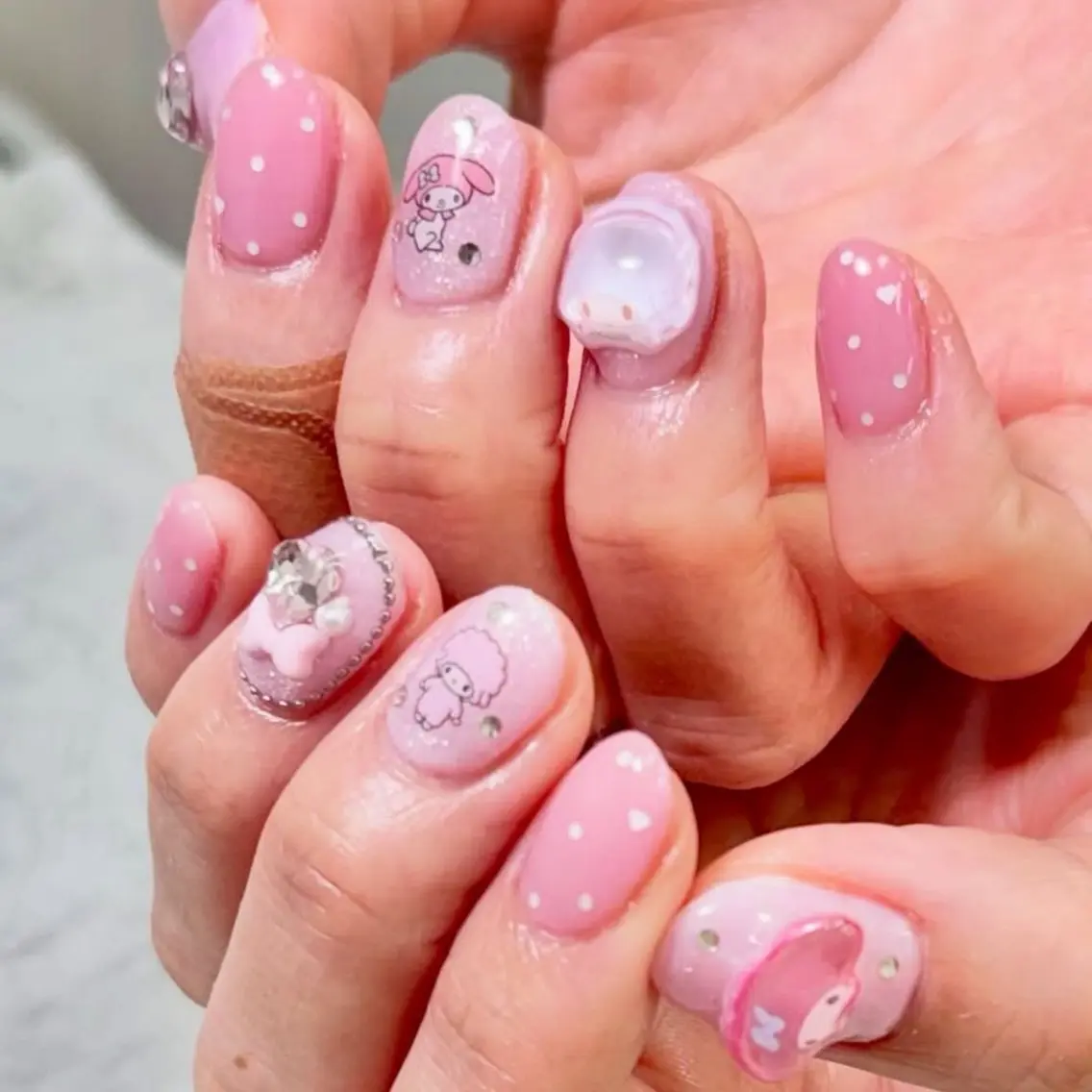ネイル 持ち込み ハンドネイル muum_nail 新宿2分 三丁目1分のネイルデザイン