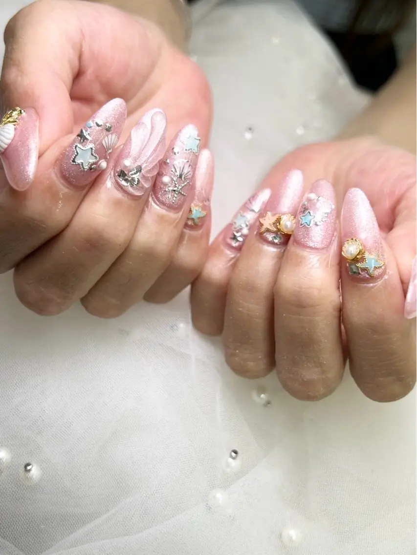 ロング ハンドネイル gallery Yumiのネイルデザイン