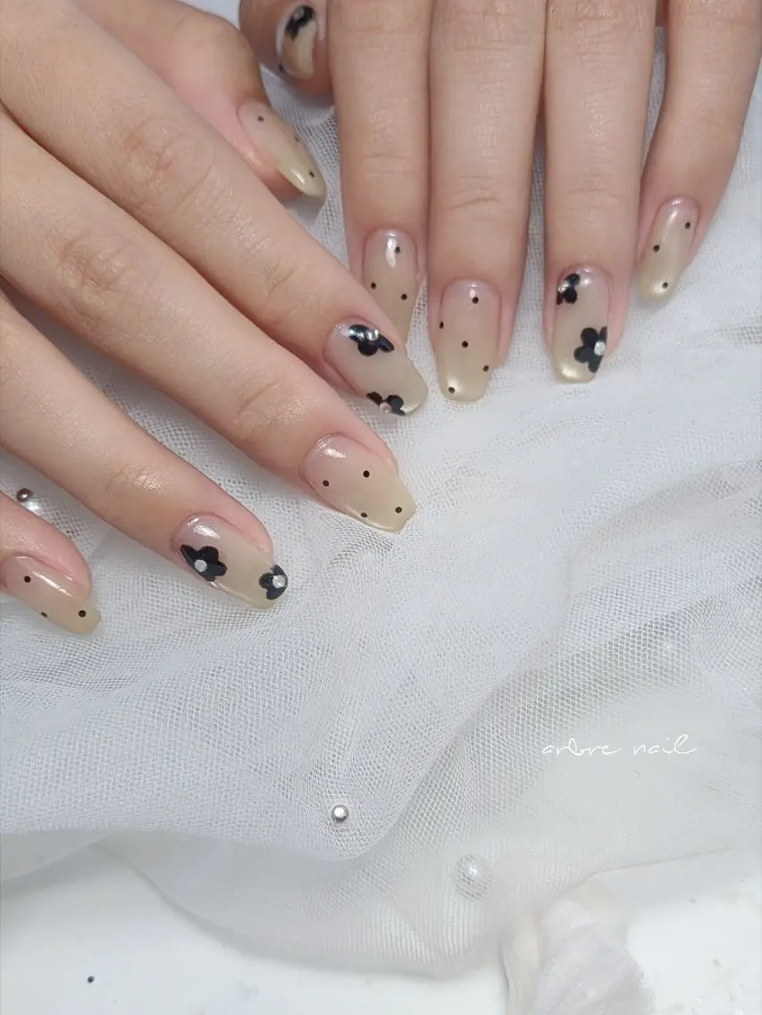 ネイル ✯.。 arbre nail 。✯.のネイルデザイン