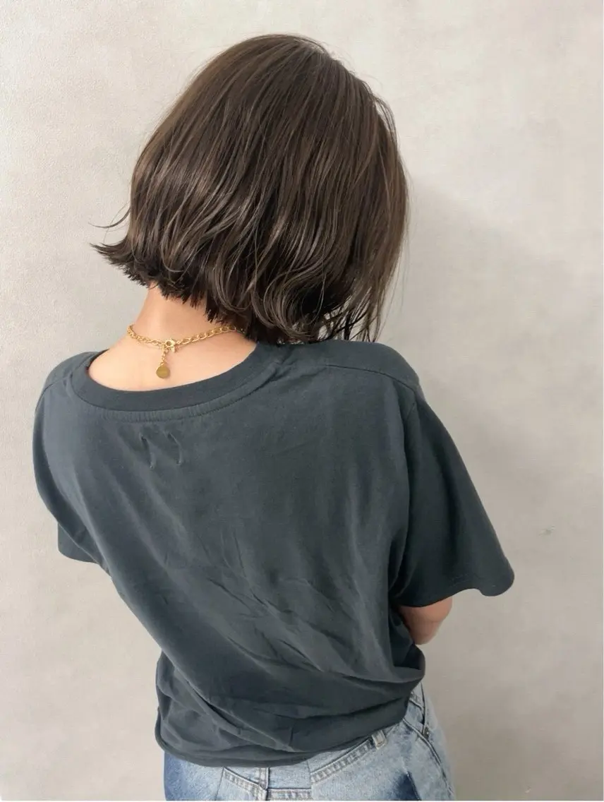 カット+ケアカラー+選べるアロマシャンプー付の写真