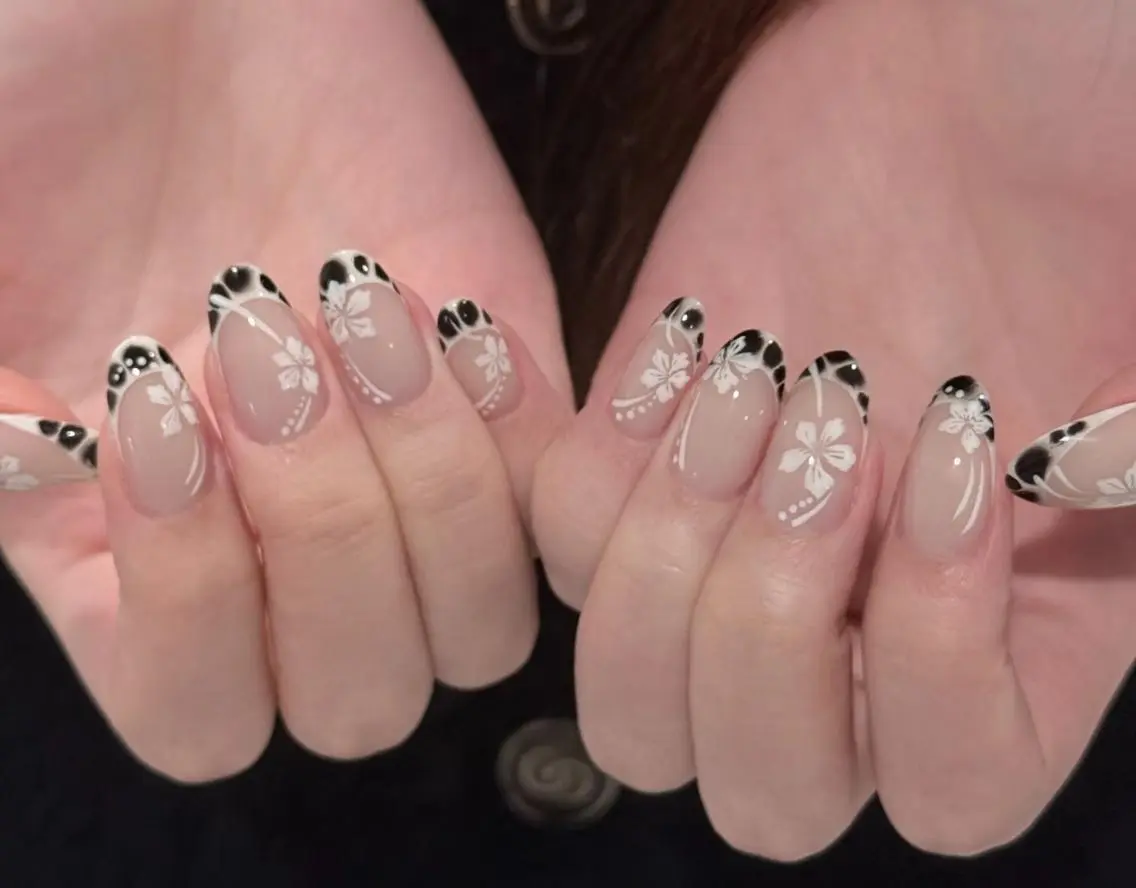ネイル ハンドネイル she’s nailのネイルデザイン