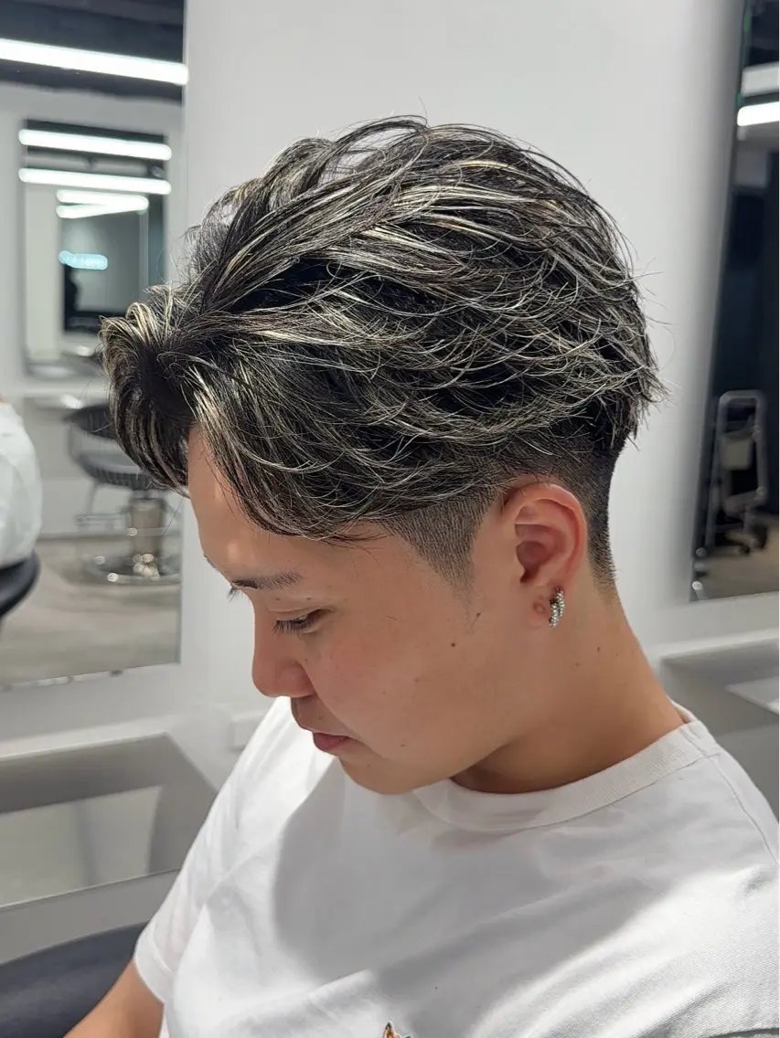 ショート カラー メンズ カット ヘアカラー 谷垣 有哉のヘアスタイル