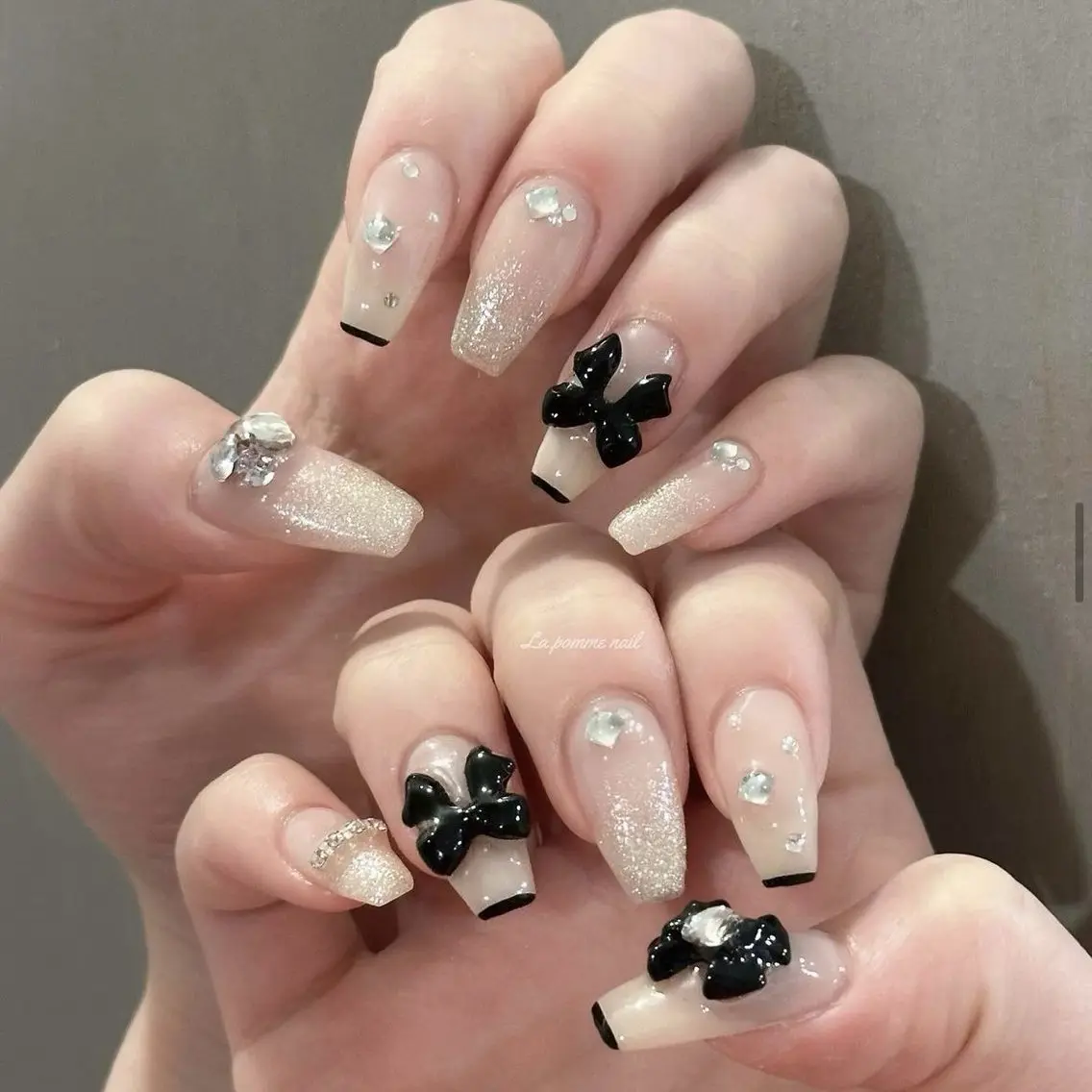 ネイル オーロラネイル チークネイル 長さ出し フットネイル フレンチネイル ハンドネイル Lee Nailsのネイルデザイン