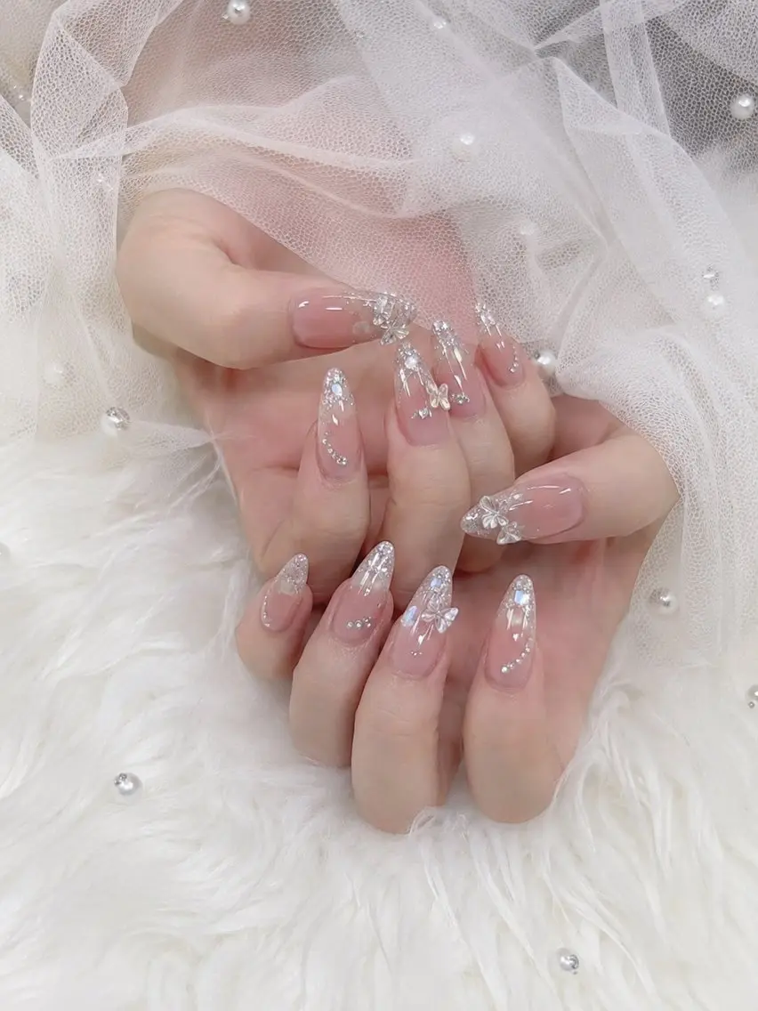 ネイル フレンチネイル ジェルネイル ガラスフレンチ 韓国ネイル シンプルネイル ハンドネイル NEM nailstudioのネイルデザイン