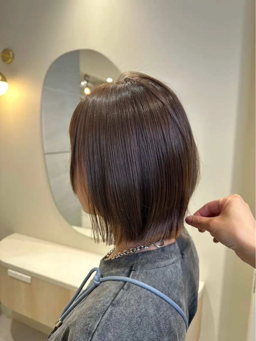 ショート カラー イルミナカラー ボブ くびれヘア カット ヘアカラー 透明感カラー🌿 グレージュ🐺陽介のヘアスタイル