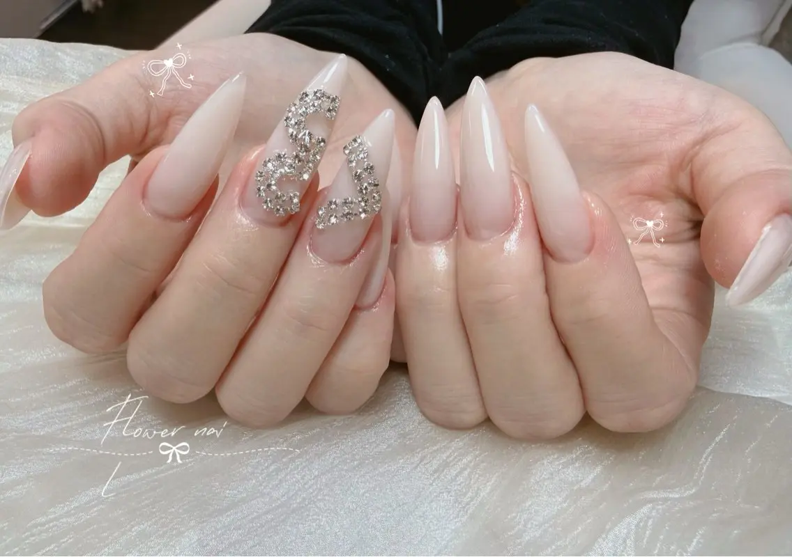 ネイル ハンドネイル Flower nailのネイルデザイン