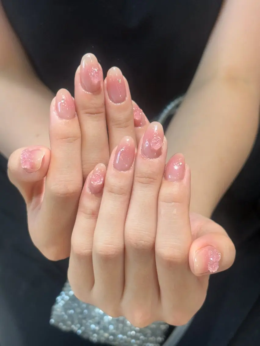 ネイル オーロラネイル チークネイル 長さ出し フレンチネイル ジェルネイル Sun Nail linaのネイルデザイン