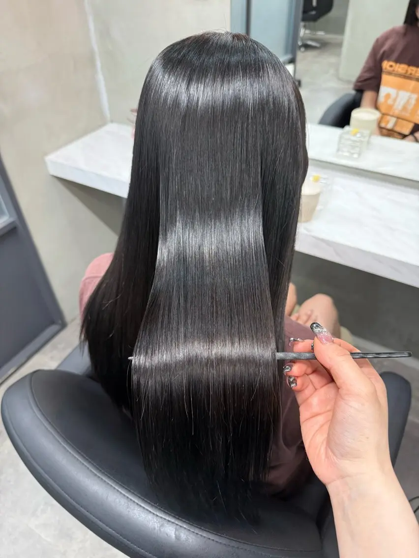 ロング 縮毛矯正 木村 智美のヘアスタイル