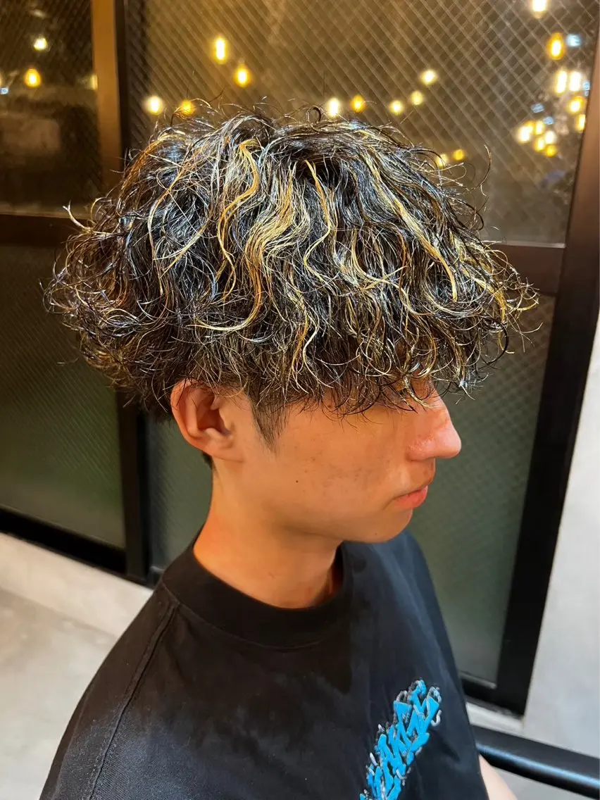 カラー パーマ メンズ ツイスパ特化 TOSHIYAのヘアスタイル