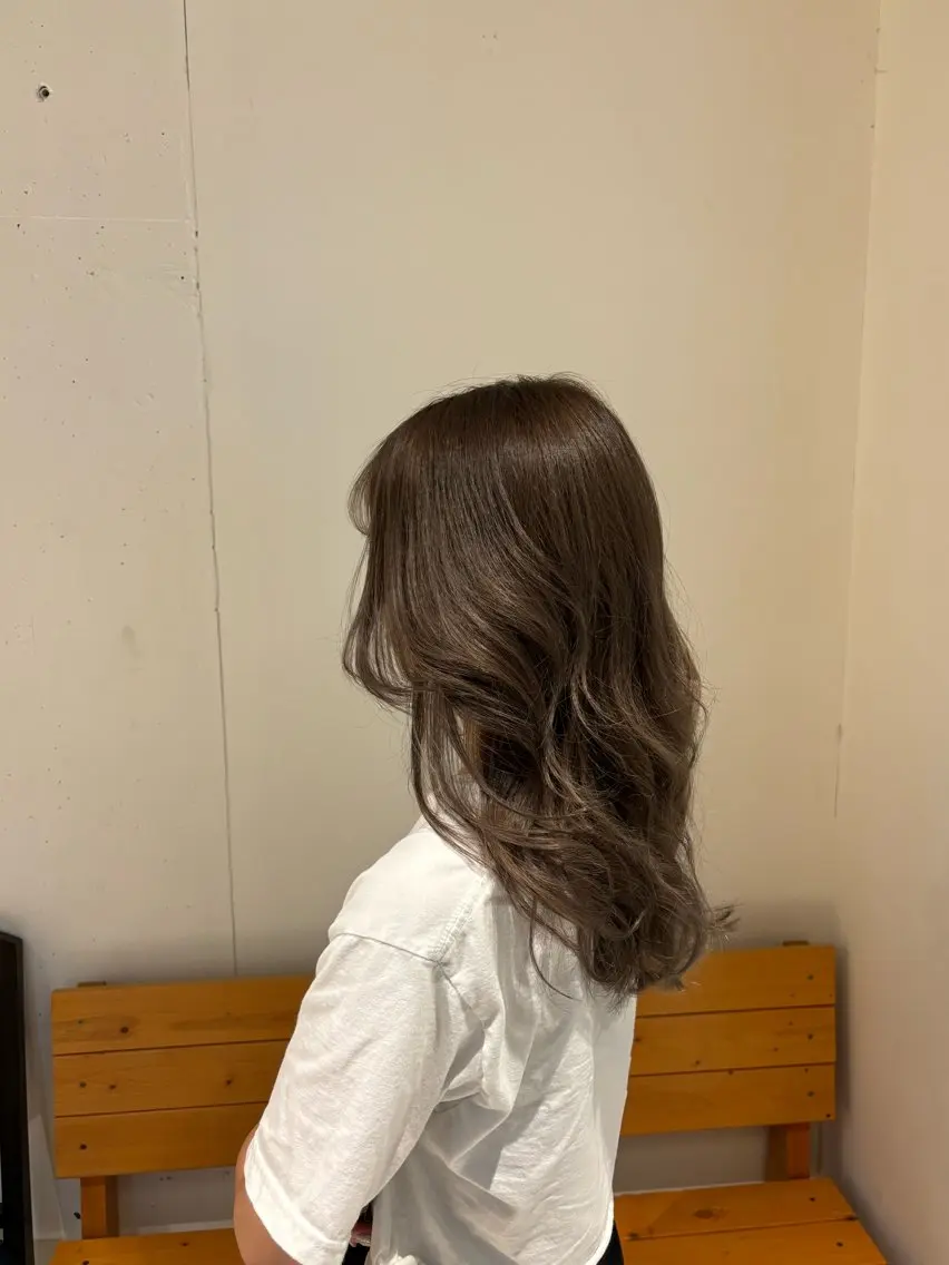 セミロング カラー 髪質改善韓国レイヤー カット内田智大のヘアスタイル