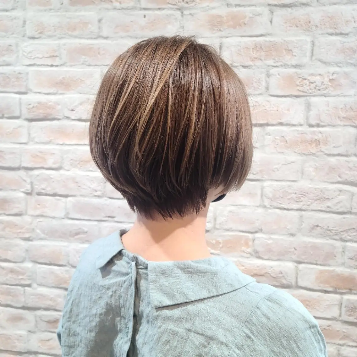 ショート カラー 丸みショート ショートヘア 赤松 摩美のヘアスタイル