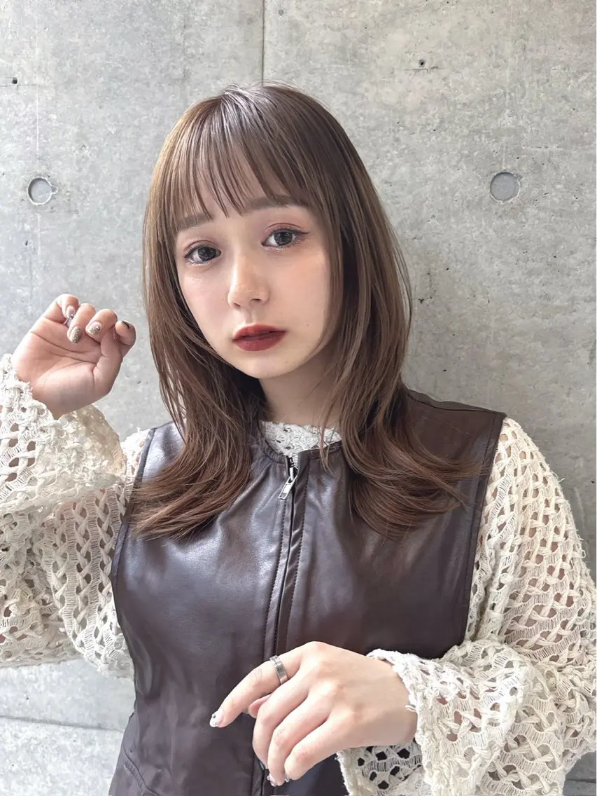カラー ヘアカラー Anna / TWINのヘアスタイル