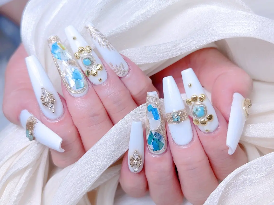 ネイル 🎀M nails✨ ビューティーのネイルデザイン