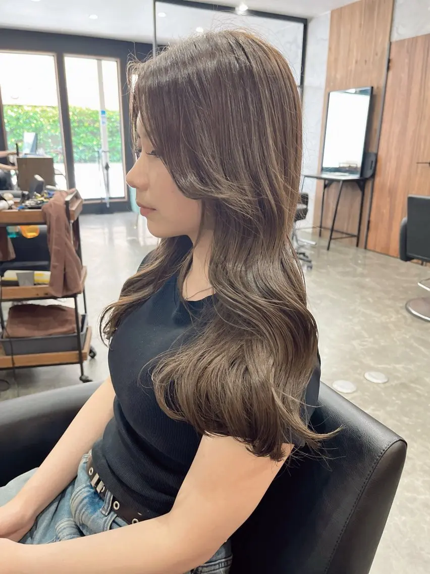 ロング カラー ヘアアレンジ アディクシーカラー 透明感カラー カット ヘアカラー トリートメント 清楚/韓国 風/レイヤー/拓朗のヘアスタイル