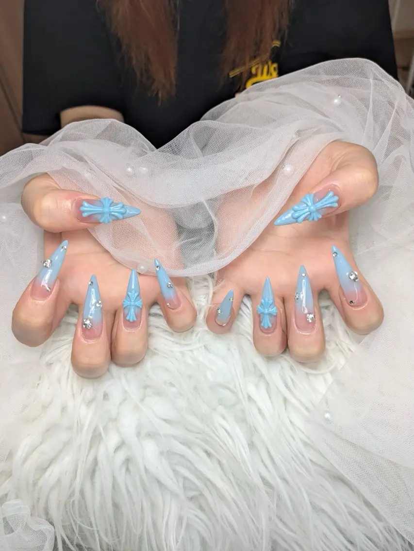 ネイル Queen Nail 柏店　クイーンネイルのネイルデザイン