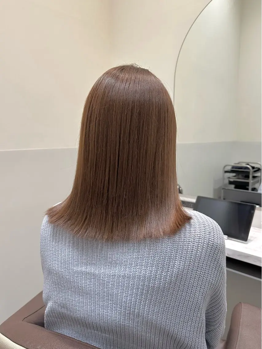 ミディアム カラー ベージュカラー ブリーチ ブリーチなしカラー カット ヘアカラー トリートメント 矢野 晃平のヘアスタイル
