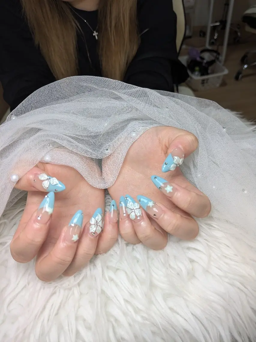 ネイル Queen Nail 研修生のネイルデザイン