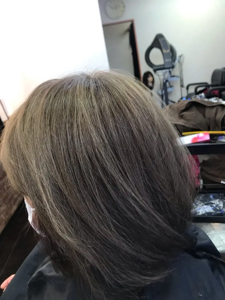 ショート カラー 桧山 真のヘアスタイル