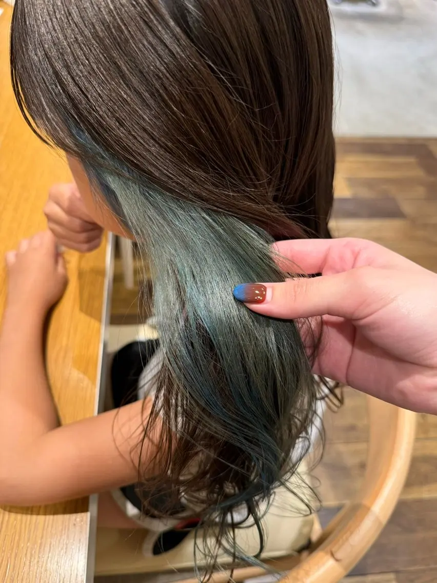 ロング カラー キッズ ブルーカラー カット ヘアカラー トリートメント 波津久 鈴愛のヘアスタイル