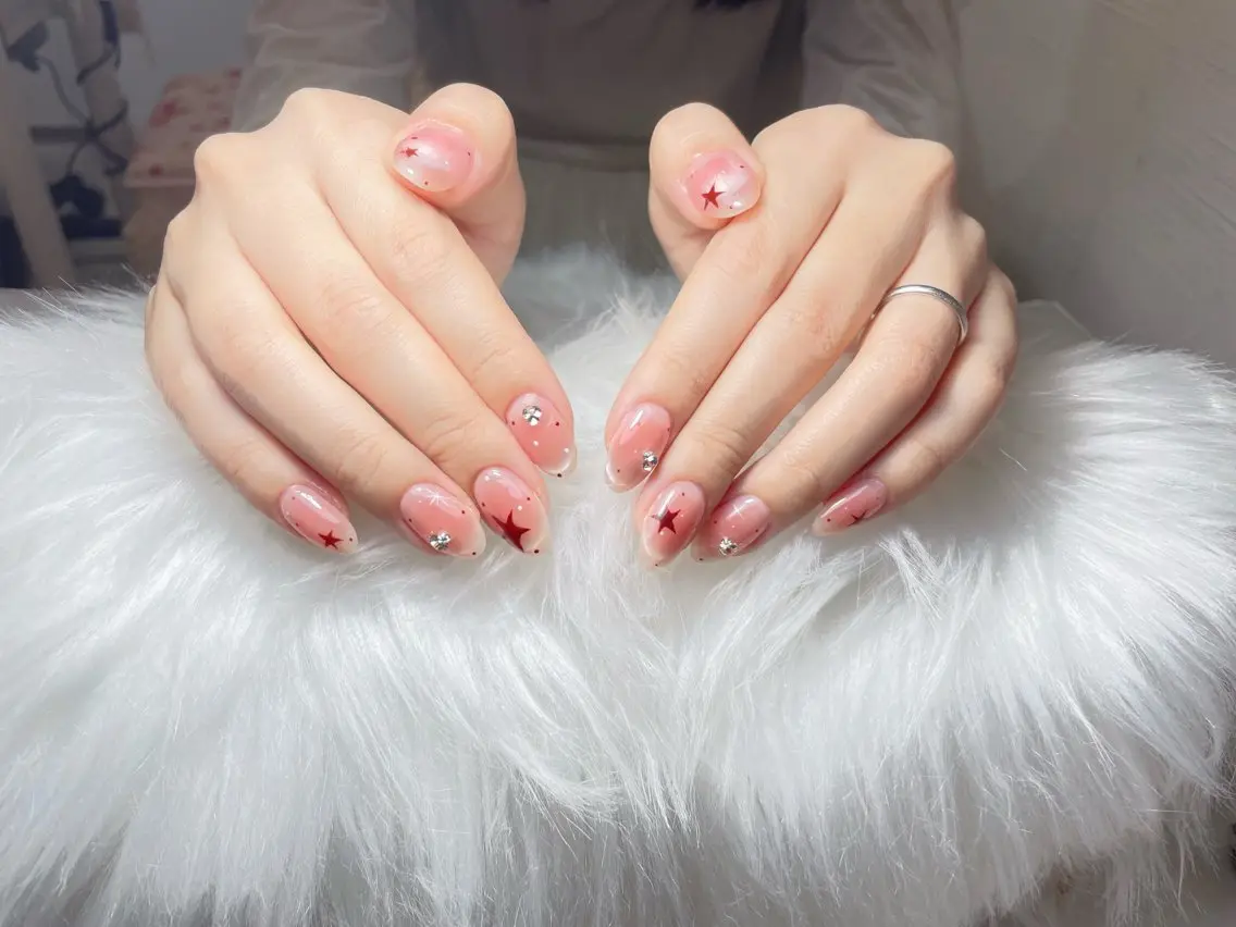 ネイル More Glam 高田馬場店のネイルデザイン