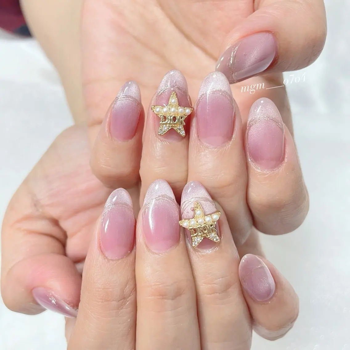 ネイル ハンドネイル ハンドケア MoON...❤︎ MeGuのネイルデザイン
