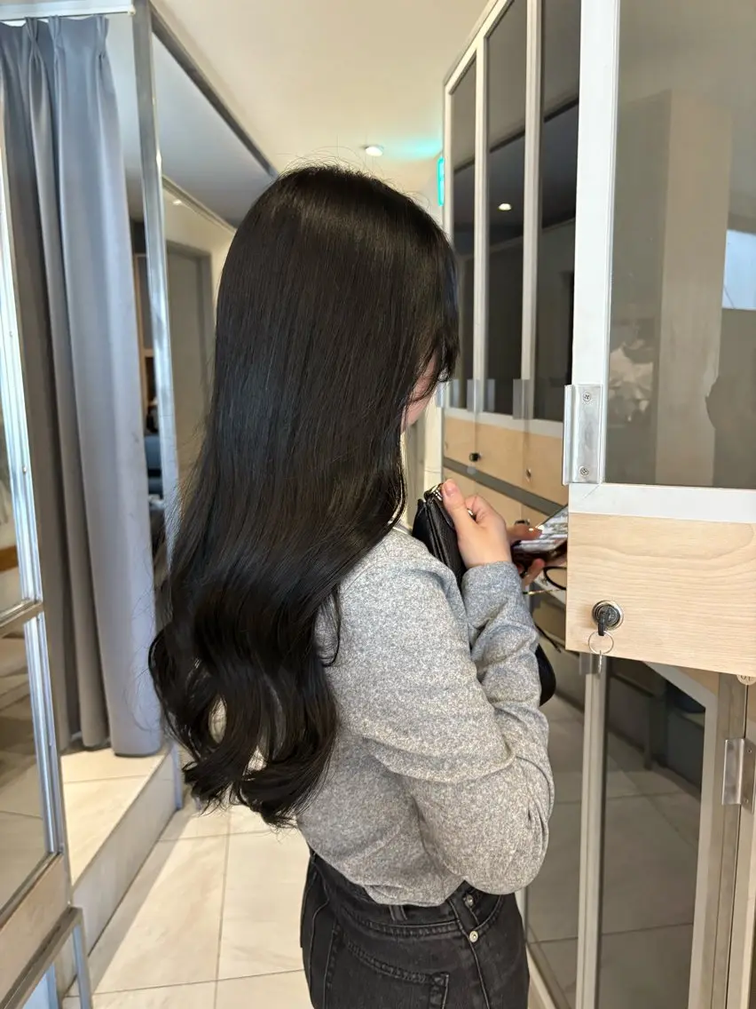 ロング ヘアカラー トリートメント ヘッドスパ ヘアセット 艶髪/ダークトーン 🩶丸山日向のヘアスタイル