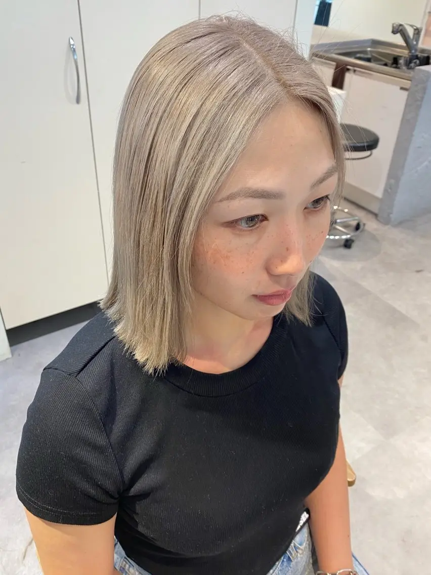 セミロング カラー 当日予約大歓迎💗 依田瑞希のヘアスタイル