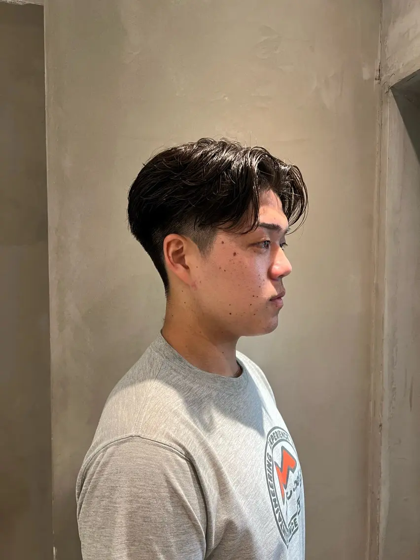 ショート カラー パーマ メンズ カット トリートメント ヘアセット 吉岡 幸之進のヘアスタイル