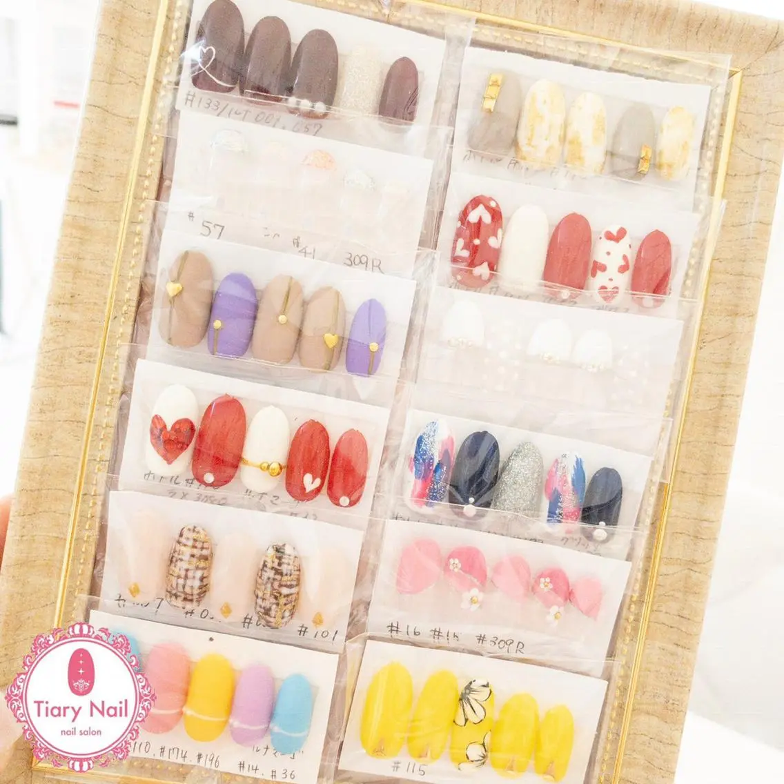 ネイル tiarynail K K🐼のネイルデザイン