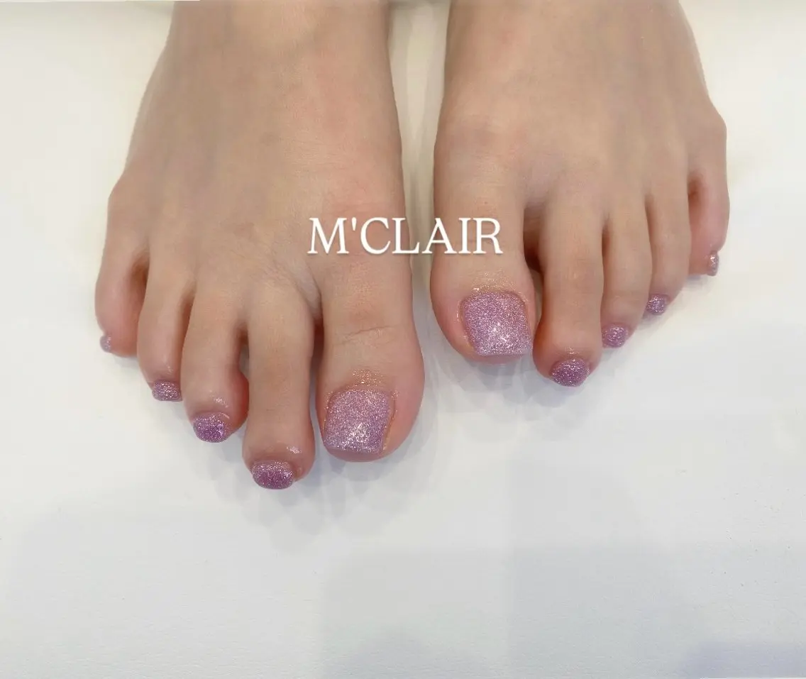 ネイル フットネイル ラメ(グリッター) ワンカラーネイル フットネイル M'CLAIR makikoのネイルデザイン