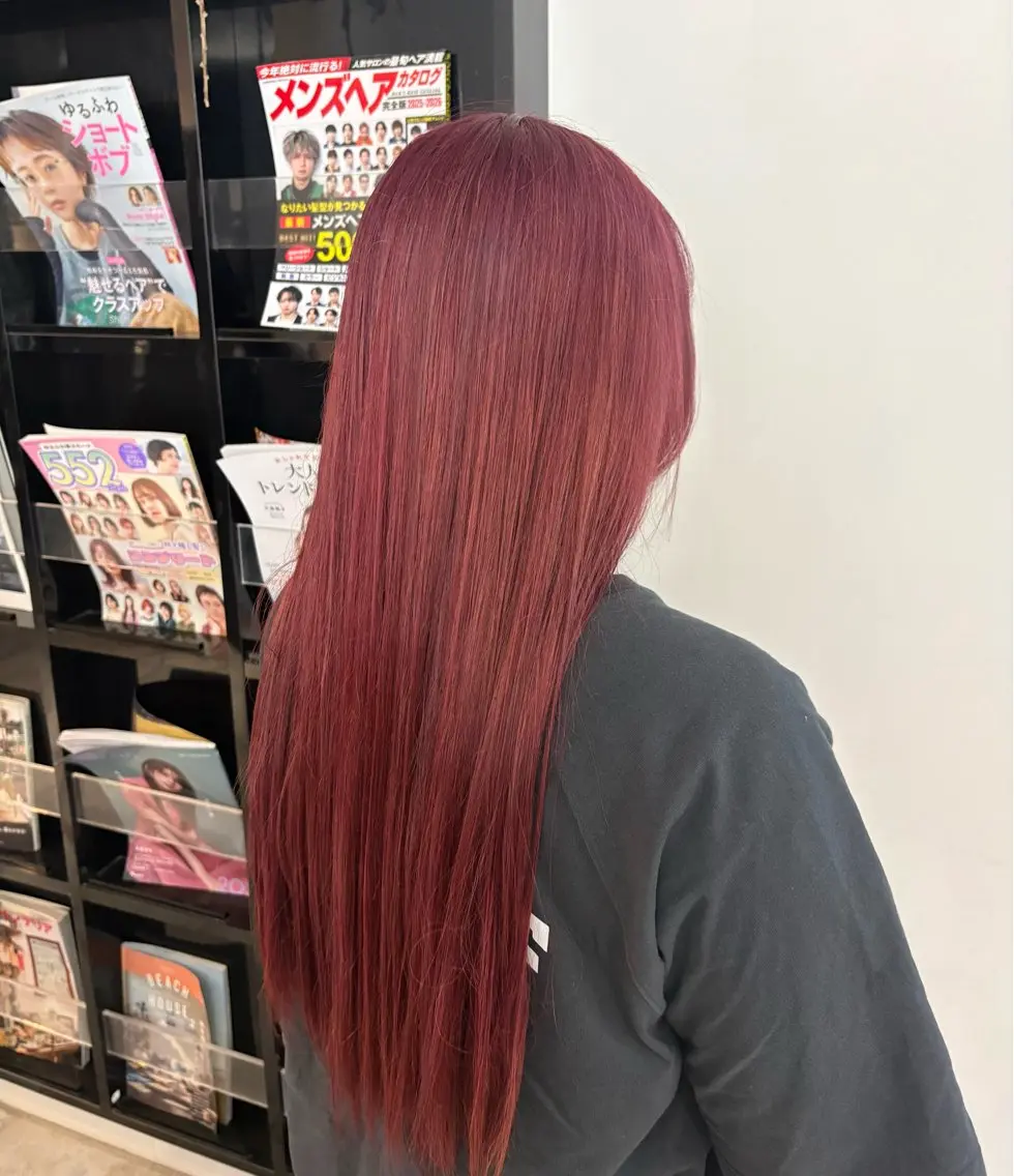 ロング ヘアカラー ［signhair］ chika🪐🩵のヘアスタイル