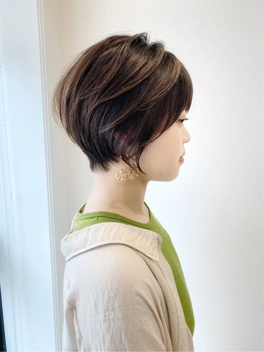 ショート カラー カット ヘアカラー トリートメント ⭐️小顔ショート⭐️ 大鷲拓海のヘアスタイル