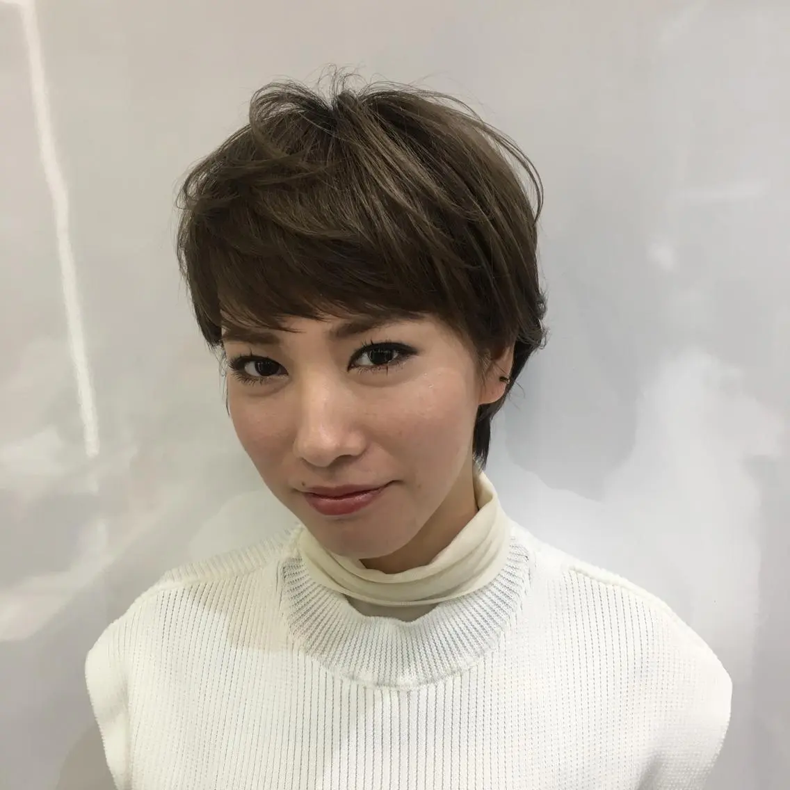 ショート カラー グレージュ ショートヘア Fuu👣ボブ/ボブ ヘア/ベージュカラーのヘアスタイル