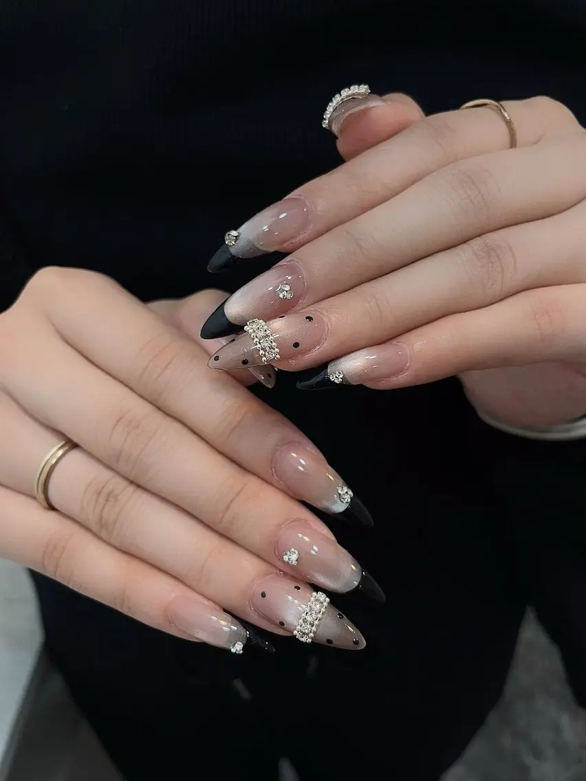 ネイル ガーリー ハート 韓国ネイル ニュアンスネイル リボン ハンドネイル Sora nail 長さ出し専門店のネイルデザイン