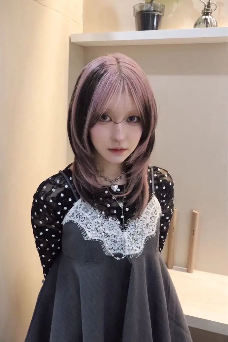 セミロング カラー デザインカラー ヘアカラー レイヤー/ブリーチ iwamiya岩見谷のヘアスタイル