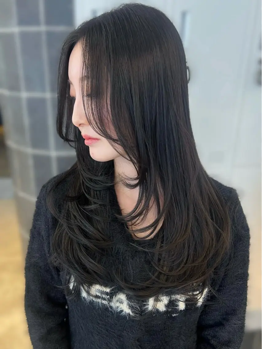 ロング 𝒌𝒐𝒕𝒐/ 本厚木美容師のヘアスタイル