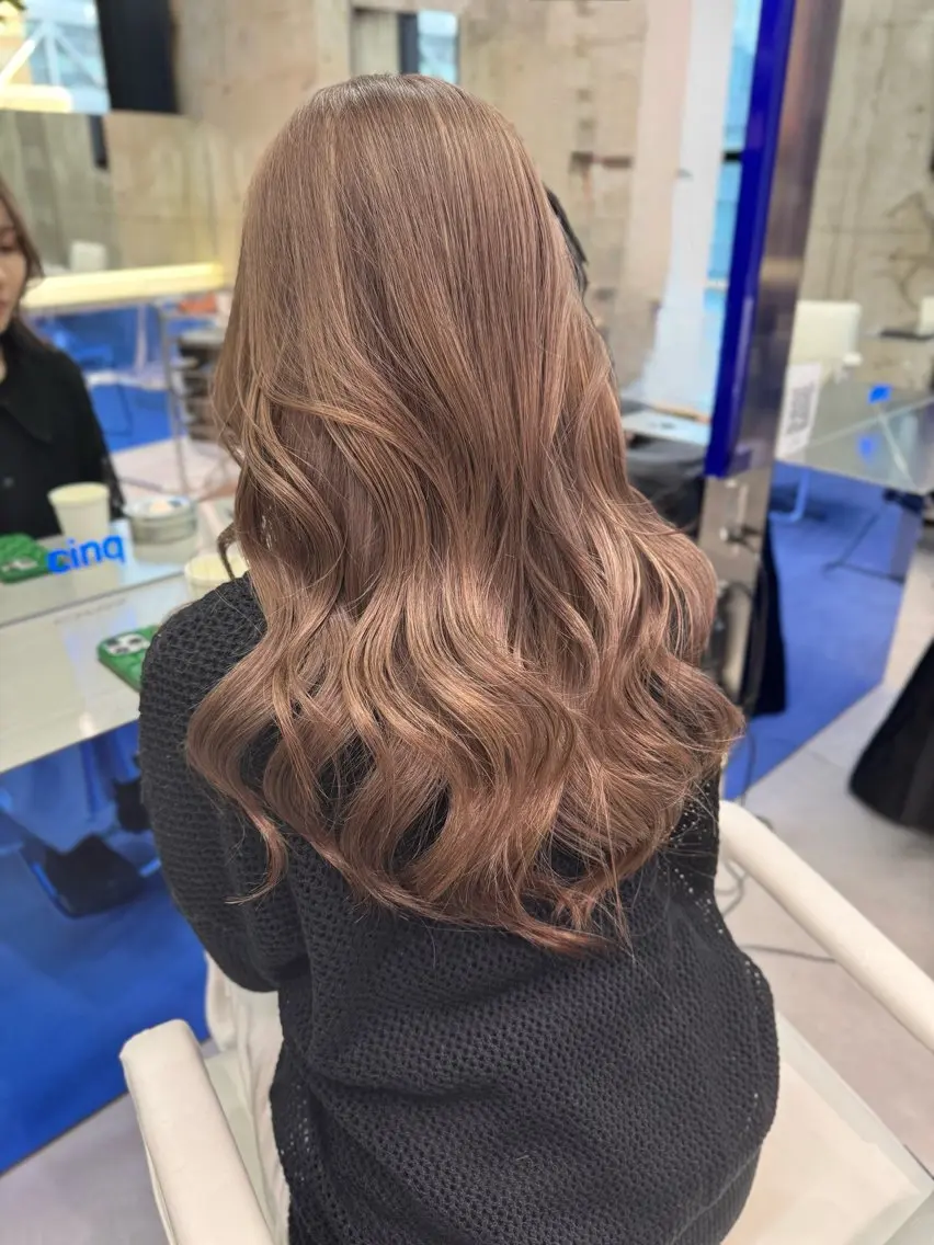 セミロング カラー カット ヘアカラー 似合わせ×ブリーチダ ブルカラー渋谷/大雅のヘアスタイル
