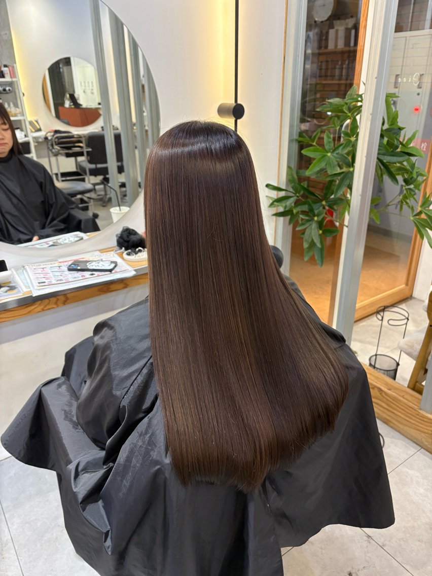 ロング カラー 縮毛矯正 吉野 百々恵のヘアスタイル