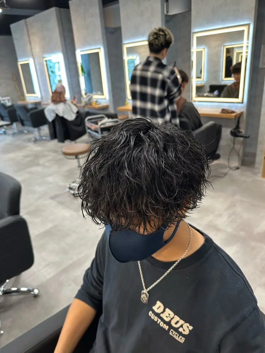 カラー パーマ メンズ メンズパーマ 波巻きパーマ カット パーマ STANCE MEN'S公式のヘアスタイル