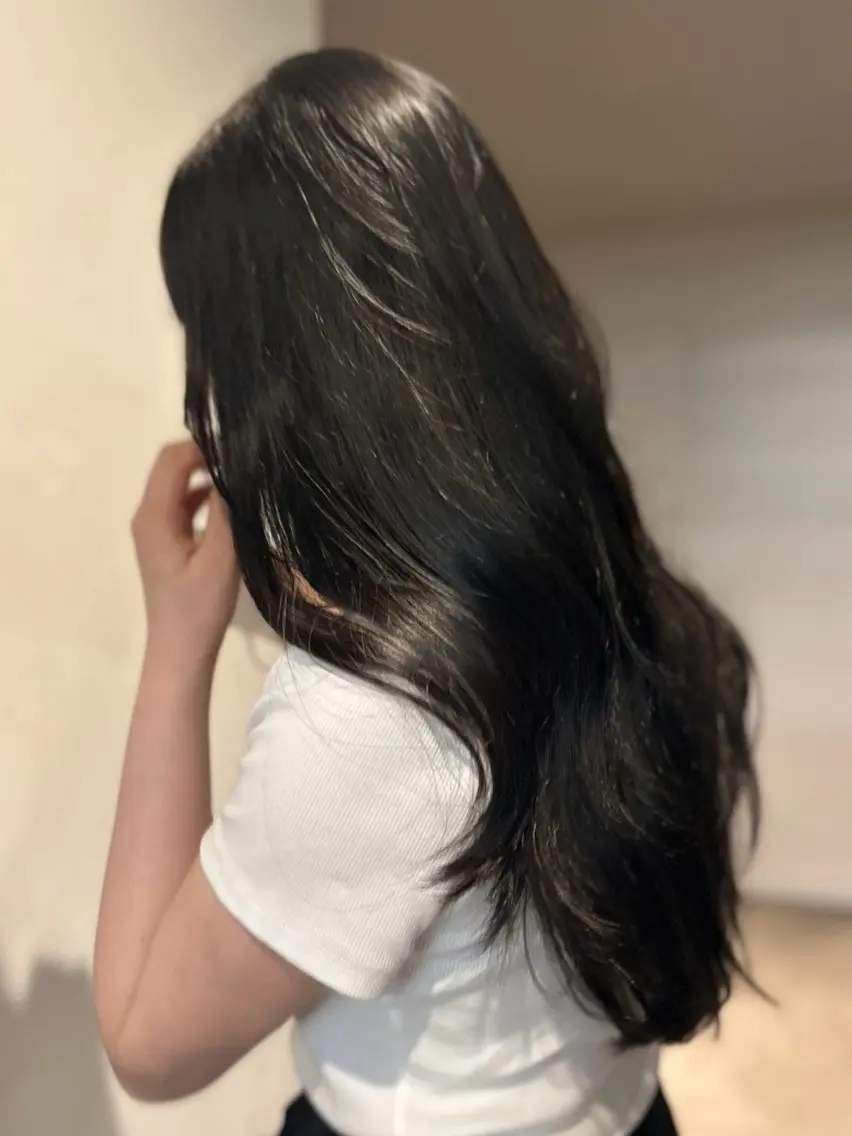 ロング 韓国風ヘア レイヤーカット ワンホンヘア ERIKA YAMAMOTOのヘアスタイル