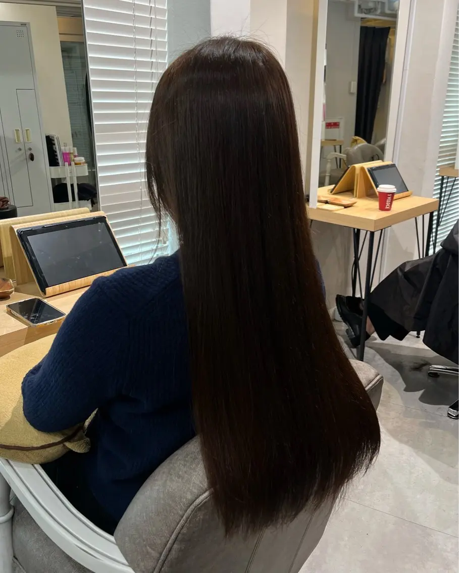 ロング カラー ブリーチ ブラウンカラー 透明感カラー ダークブラウン デザインカラー ヘアカラー トリートメント sayuri /大阪・心斎橋美容師のヘアスタイル