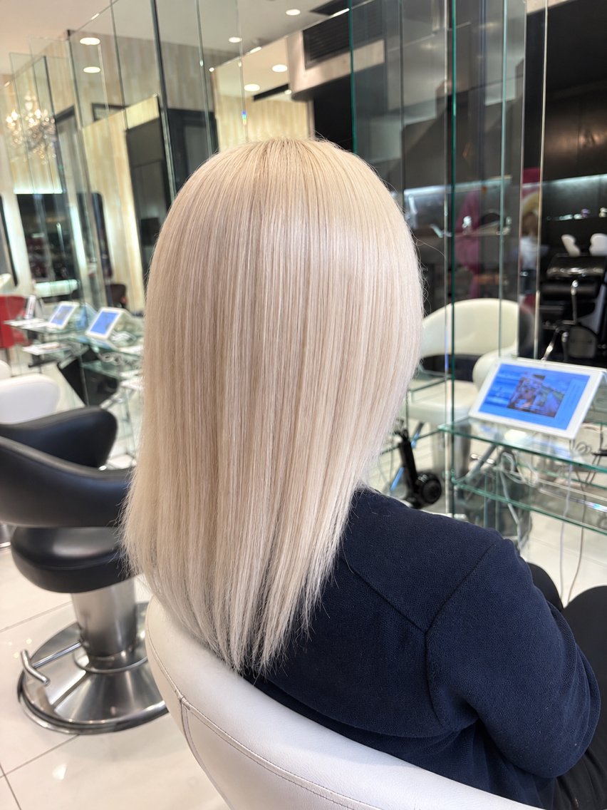 セミロング ヘアカラー earth平塚店🍒 🩷諸橋しおん🩵のヘアスタイル