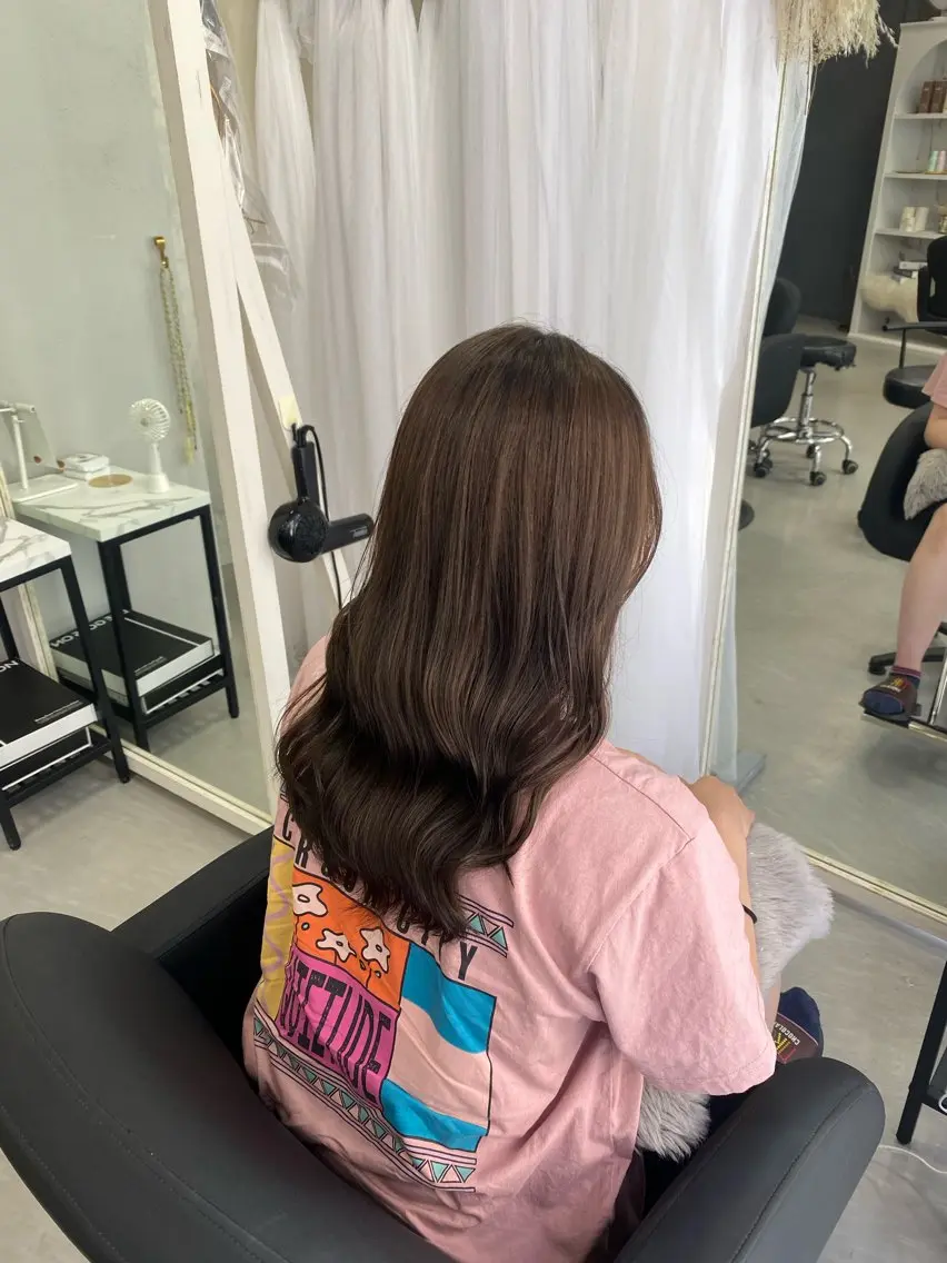 カラー ブリーチ グレージュ ブリーチなしカラー XELM高崎 🤍Kyokaのヘアスタイル
