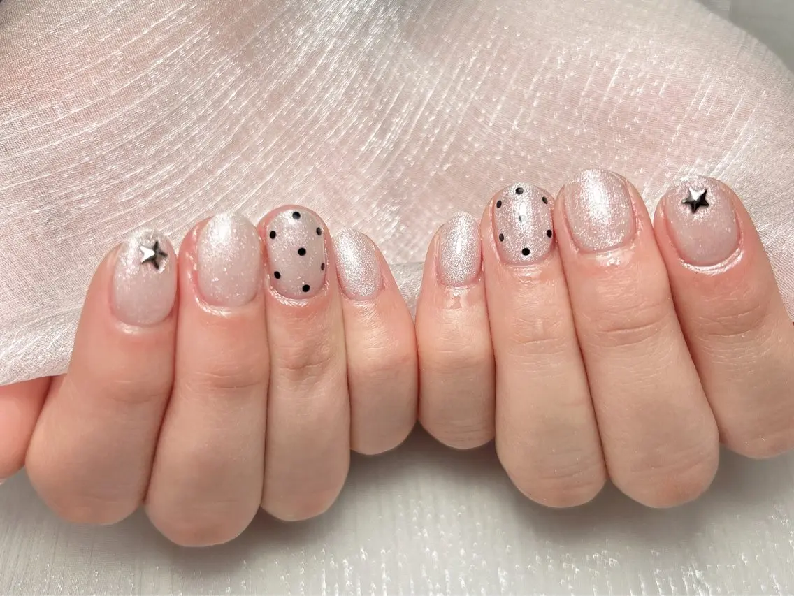 ネイル ハンドネイル オーラ ネイルサロンのネイルデザイン